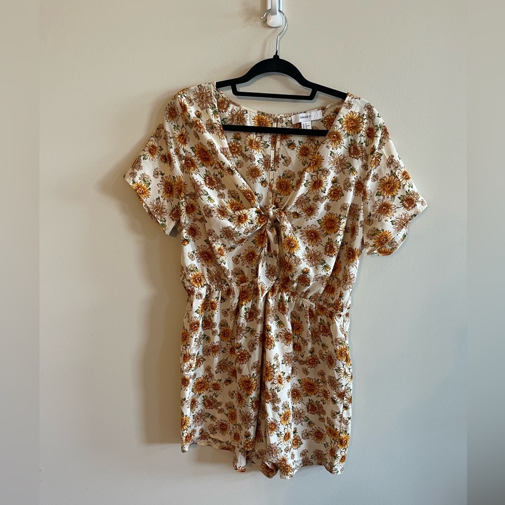 Women’s Forever 21 Plus (1x) Sunflower Romper